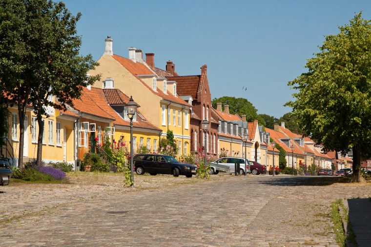 Åbningstider for A-apoteket Aalborg – Hvornår er der åbent og lukket? - 1