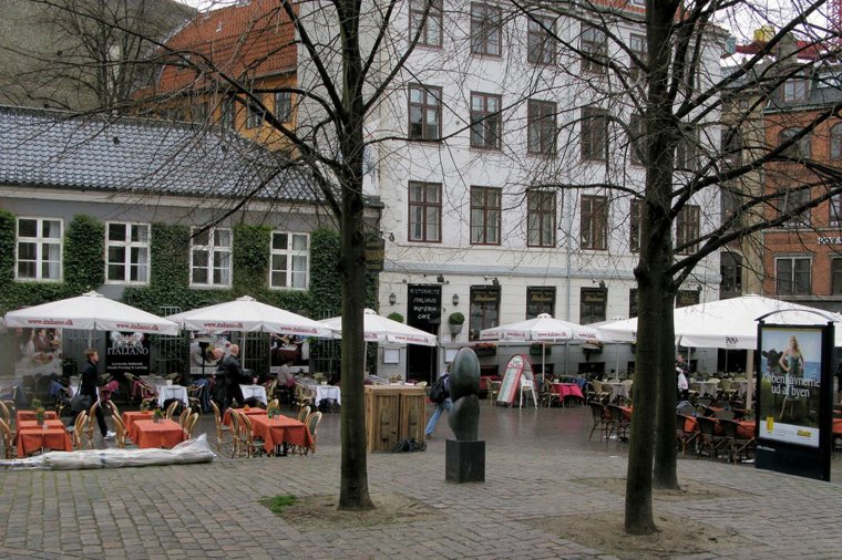 Åbningstider for Arnold Busck KØBENHAVN BØRNENES BOGHANDEL – Hvornår er der åbent og lukket? - 1