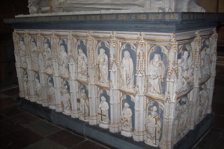 Åbningstider for Aubade Roskilde – Hvornår er der åbent og lukket? - 1