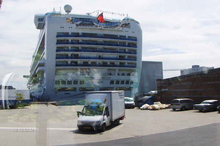 Åbningstider for Baresso Coffee - Bernstorffsgade – Hvornår er der åbent og lukket? - 1