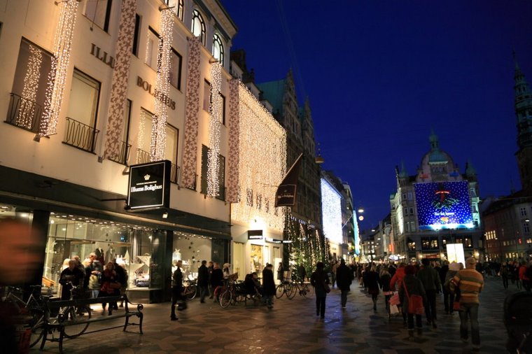 Åbningstider for Best Seller VIMMELSKAFTET POP-UP – Hvornår er der åbent og lukket? - 1