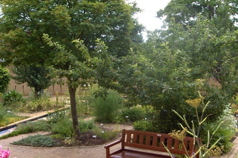 Åbningstider for Bog & idé Svend A. Larsen – Hvornår er der åbent og lukket? - 2