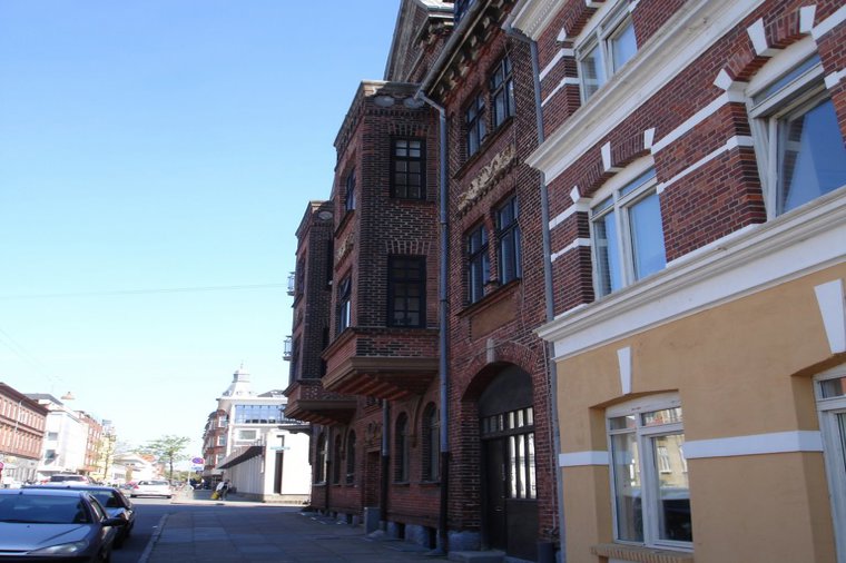 Åbningstider for Bone