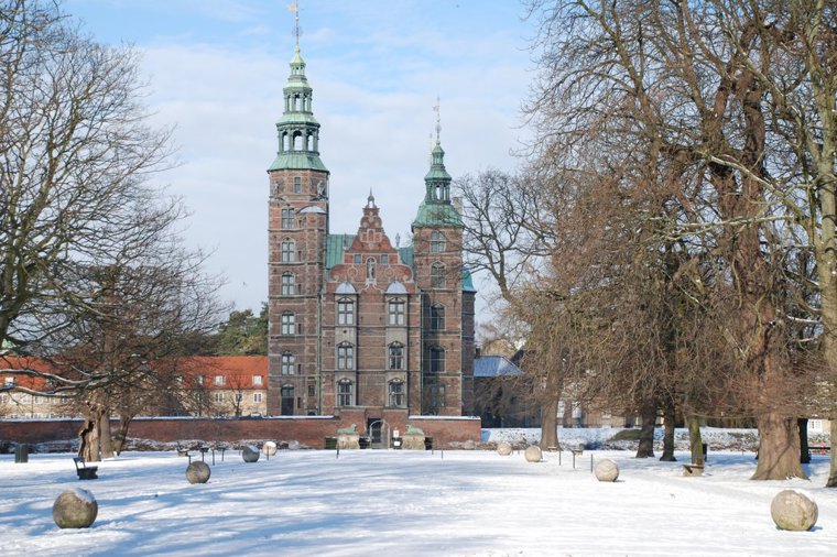 Åbningstider for Bruuns Bazaar BRUUNS BAZAAR WOMEN & MEN – Hvornår er der åbent og lukket? - 2