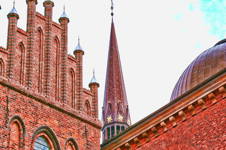 Åbningstider for Christianshavns Apotek Roskilde – Hvornår er der åbent og lukket? - 1