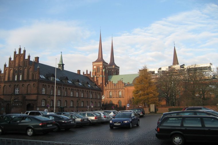 Åbningstider for Clarks Roskilde – Hvornår er der åbent og lukket? - 1