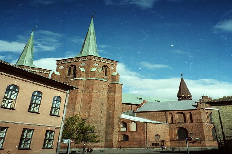 Åbningstider for Clever Roskilde – Hvornår er der åbent og lukket? - 1