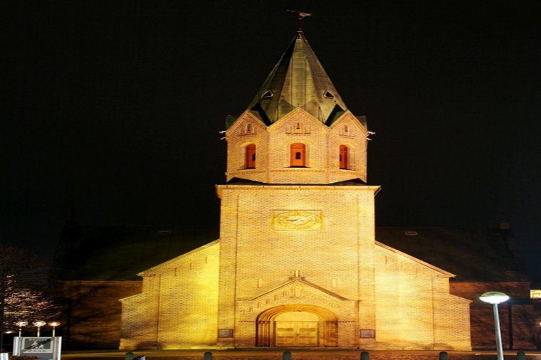 Åbningstider for Designers market Silkeborg – Hvornår er der åbent og lukket? - 2