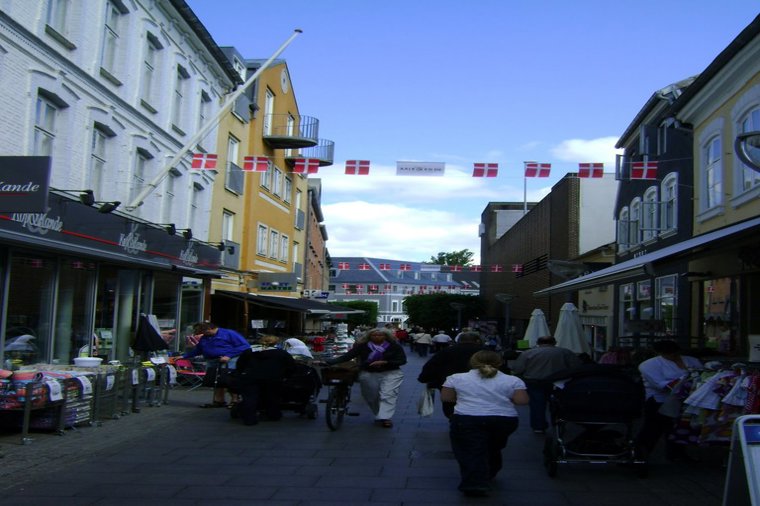 Åbningstider for Dr. Denim Aalborg – Hvornår er der åbent og lukket? - 2
