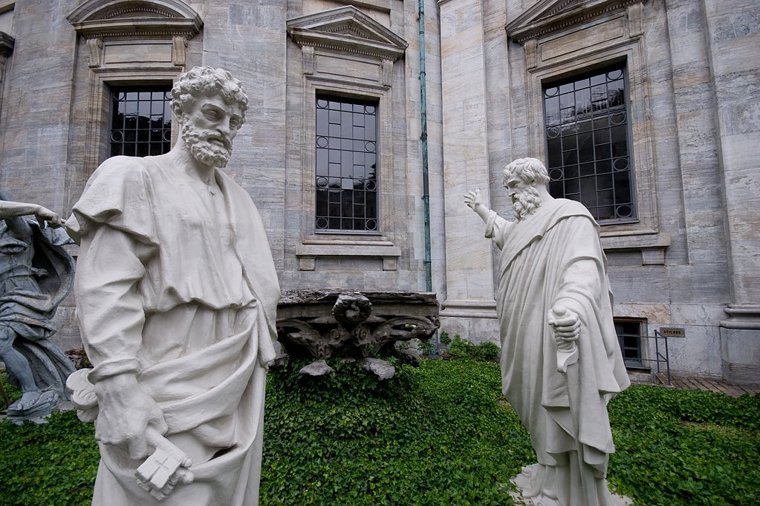 Åbningstider for F24 København K – Hvornår er der åbent og lukket? - 1