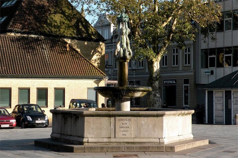 Åbningstider for Fakta Vejen – Hvornår er der åbent og lukket? - 1