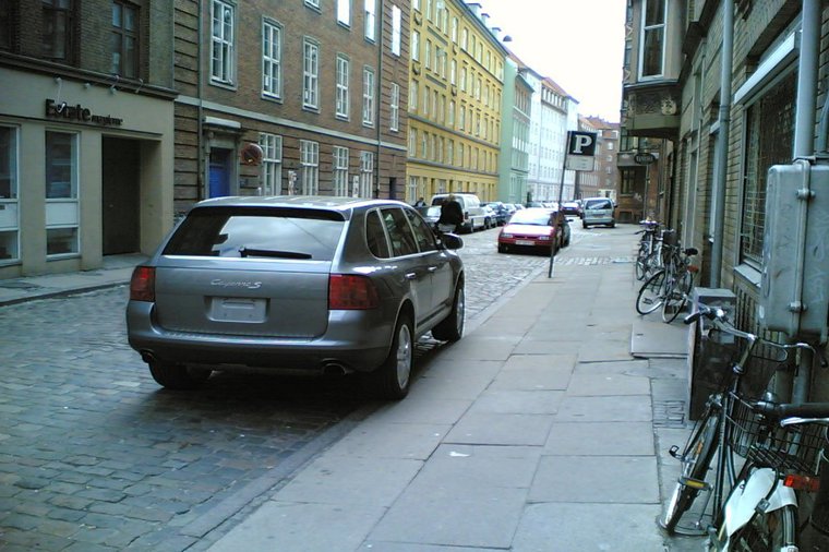 Åbningstider for Fætter BR København S – Hvornår er der åbent og lukket? - 2