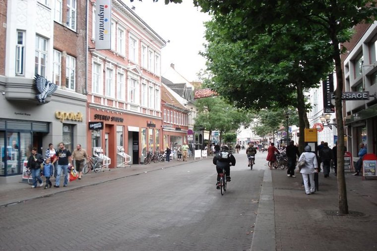 Åbningstider for Fitness World Fitness world Odense C – Hvornår er der åbent og lukket? - 1