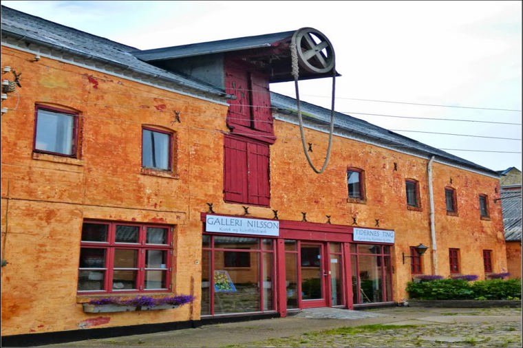 Åbningstider for GameStop Esbjerg – Hvornår er der åbent og lukket? - 1