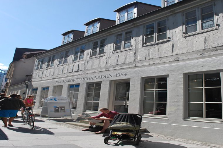 Åbningstider for Gant HARDER – Hvornår er der åbent og lukket? - 1