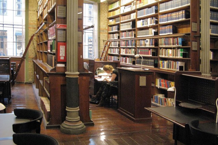 Åbningstider for Gant KAUFMANN – Hvornår er der åbent og lukket? - 2