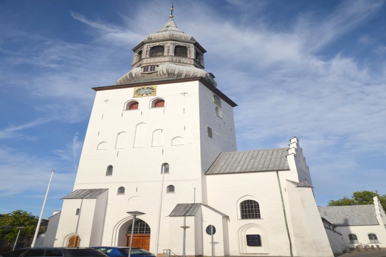 Åbningstider for Gant SALLING – Hvornår er der åbent og lukket? - 1