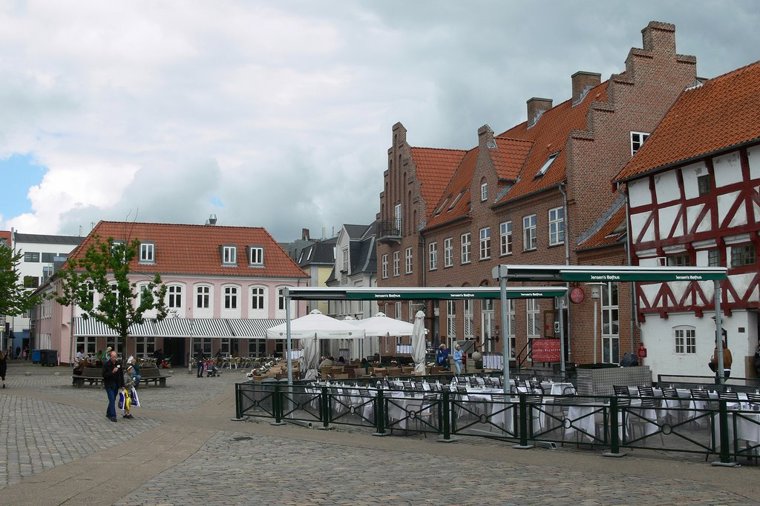 Åbningstider for Gant SALLING – Hvornår er der åbent og lukket? - 2