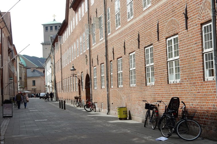 Åbningstider for Gubi GUBI STORE – Hvornår er der åbent og lukket? - 2