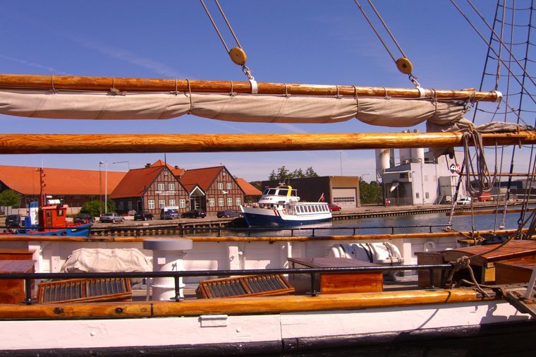 Åbningstider for Helly Hansen HELLY HANSEN BRANDSTORE – Hvornår er der åbent og lukket? - 1