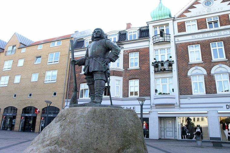 Åbningstider for H&M Copenhagen – Hvornår er der åbent og lukket? - 1