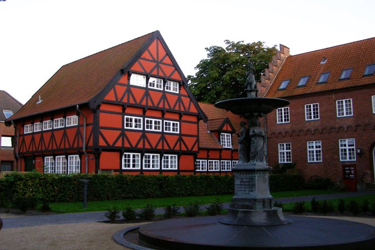 Åbningstider for House Doctor NÜ - ÅLBORG – Hvornår er der åbent og lukket? - 2