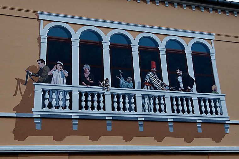 Åbningstider for Hummel Odense C – Hvornår er der åbent og lukket? - 1