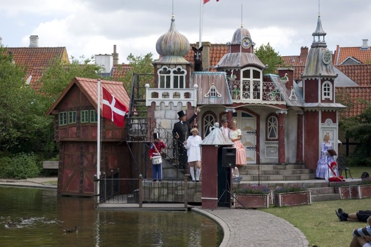 Åbningstider for Hunkemöller Odense C – Hvornår er der åbent og lukket? - 2