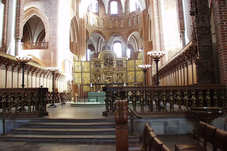 Åbningstider for Intersport Roskilde – Hvornår er der åbent og lukket? - 2