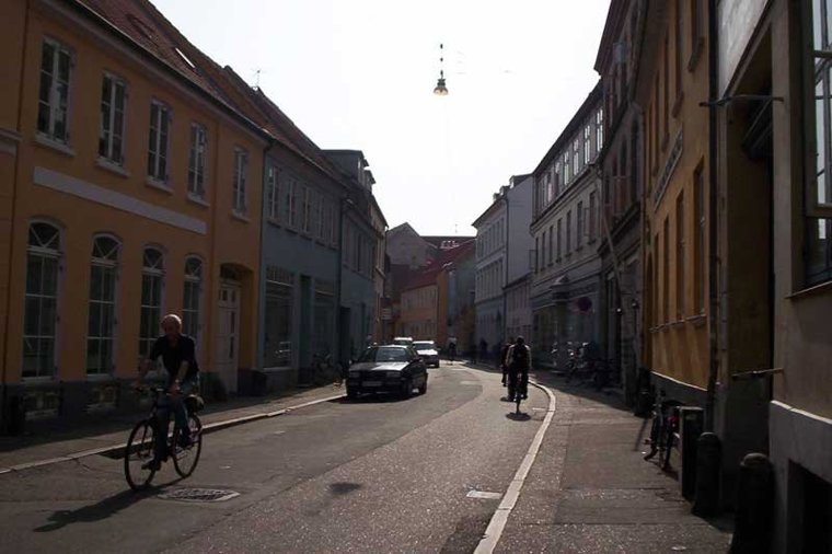 Åbningstider for J. Lindeberg Aarhus C – Hvornår er der åbent og lukket? - 1