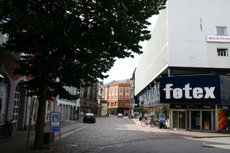 Åbningstider for J. Lindeberg Aarhus C – Hvornår er der åbent og lukket? - 2