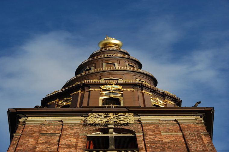 Åbningstider for Lagkagehuset Butikschef   Stine Caroline – Hvornår er der åbent og lukket? - 1