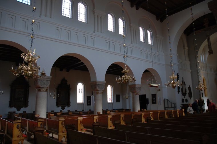 Åbningstider for Letsgive Vin & Vin Aalborg – Hvornår er der åbent og lukket? - 1