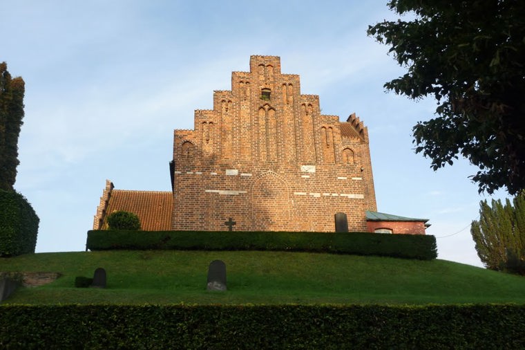 Åbningstider for Monki Lyngby – Hvornår er der åbent og lukket? - 2