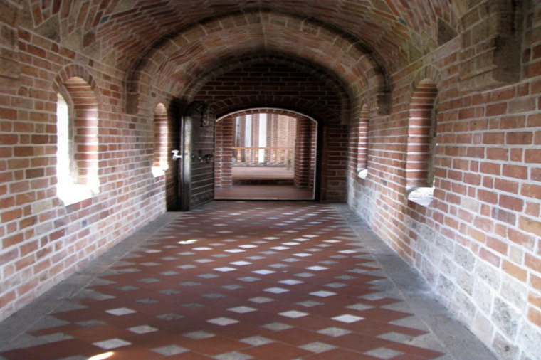 Åbningstider for Muuto Design Center Roskilde – Hvornår er der åbent og lukket? - 2