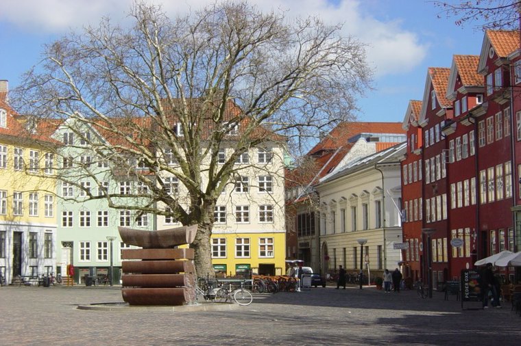 Åbningstider for Muuto Stilleben – Hvornår er der åbent og lukket? - 1