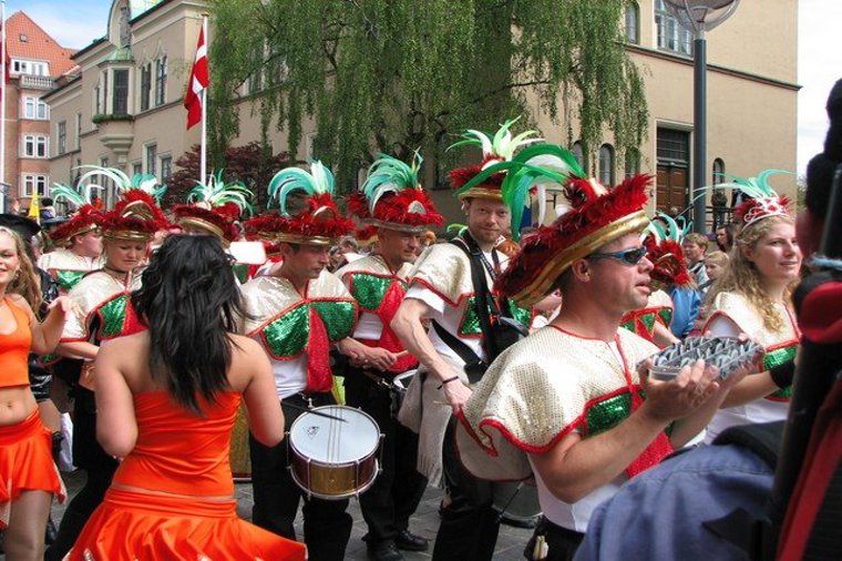 Åbningstider for Pieces Horsens – Hvornår er der åbent og lukket? - 1