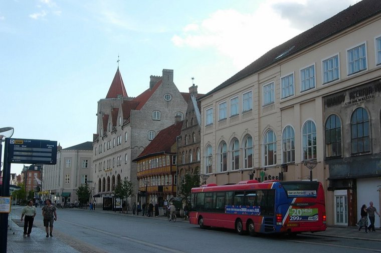 Åbningstider for Selected  Aalborg – Hvornår er der åbent og lukket? - 2