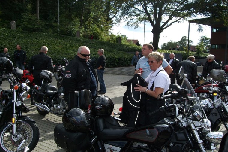 Åbningstider for Shell SHELL SILKEBORG ØSTERGADE – Hvornår er der åbent og lukket? - 2