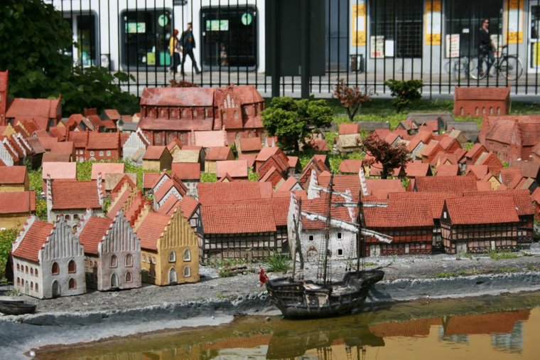 Åbningstider for Skousen Aalborg C – Hvornår er der åbent og lukket? - 2