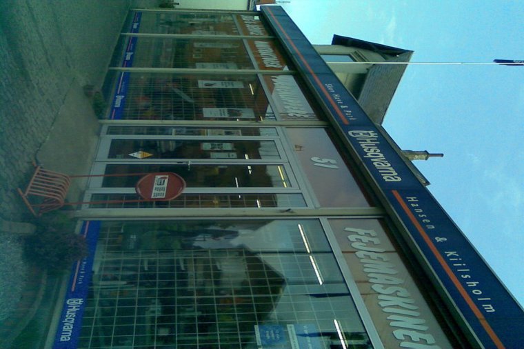 Åbningstider for Stof 2000 Odense C – Hvornår er der åbent og lukket? - 1