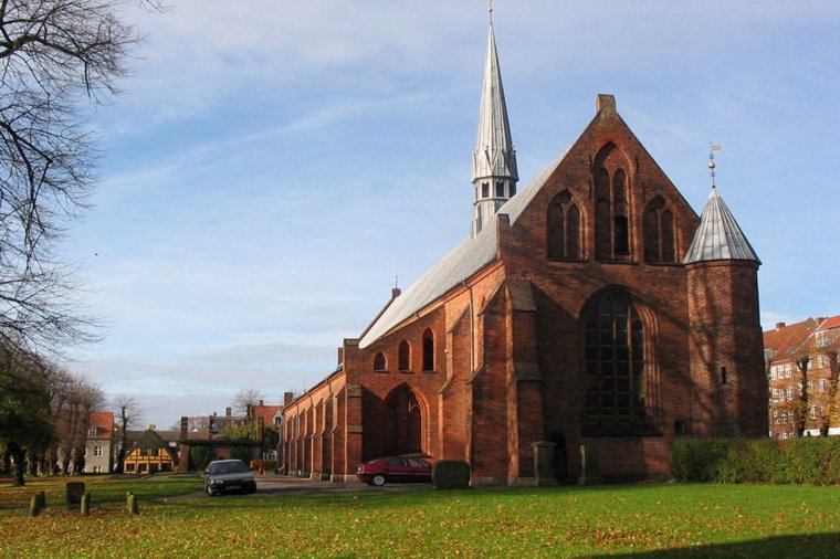 Åbningstider for Sunset Boulevard Horsens – Hvornår er der åbent og lukket? - 2