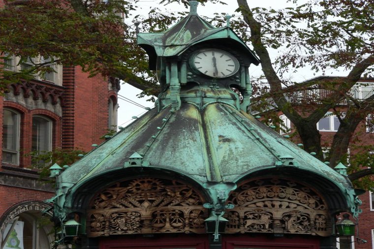 Åbningstider for SuperBest København K – Hvornår er der åbent og lukket? - 1