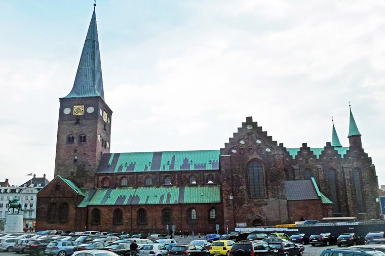 Åbningstider for Uno Danmark, afd. Århus – Hvornår er der åbent og lukket? - 1